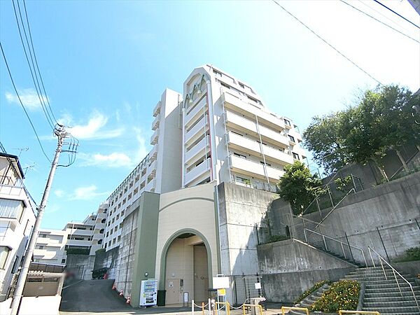 当日のご連絡でも現地のご案内が可能です。ご見学や資料のご希望等、お気軽にご連絡ください。