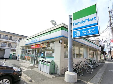 ファミリーマート堰三丁目店（450m）