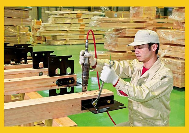 ■ビルトインガレージとは■住宅の一部を利用してガレージにすることです。主に、二階建てや三階建ての住宅の一階部分に設置されており、土地が狭い日本で人気があります。