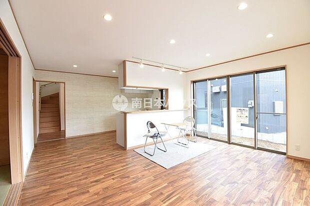 ご家族みんながゆったりくつろげる広々リビング