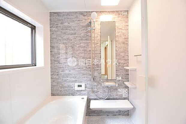 1坪タイプのバスルーム。ゆったり足が伸ばせるので、毎日の疲れを癒やすバスタイムを実現。