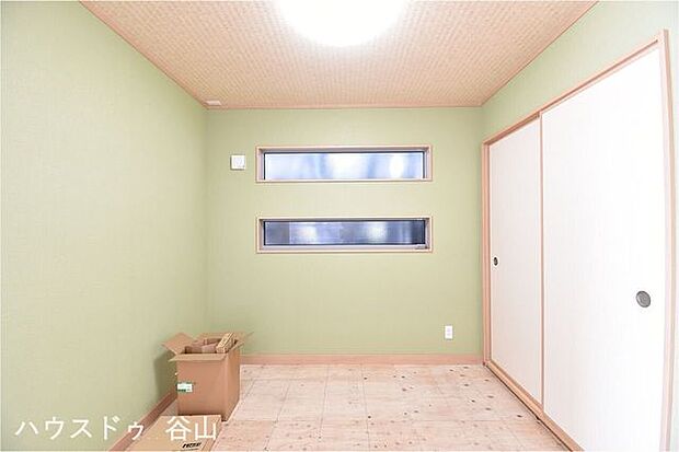 リビング横の和室は、思い切りお子様が遊べるキッズスペースにぴったり!