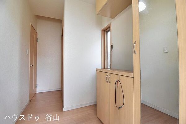 ※画像処理により家具を消しています