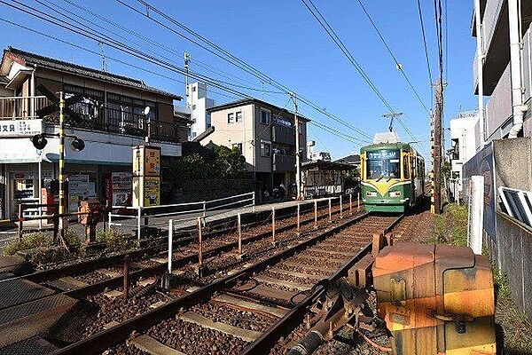 市電 笹貫電停車椅子使用可（電動は不可）。1日平均乗降人員1648人（2015年）。近隣には笹貫郵便局やマンガ倉庫鹿児島店などがある。出典: フリー百科事典『ウィキペディア（Wikipedia…