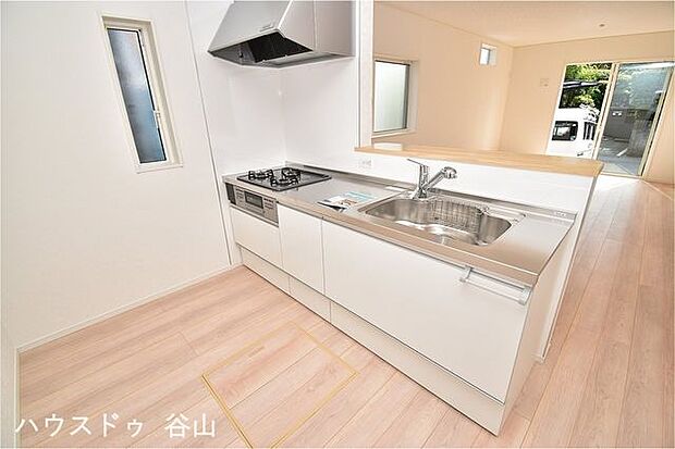 家事も快適にこなせるシステムキッチン