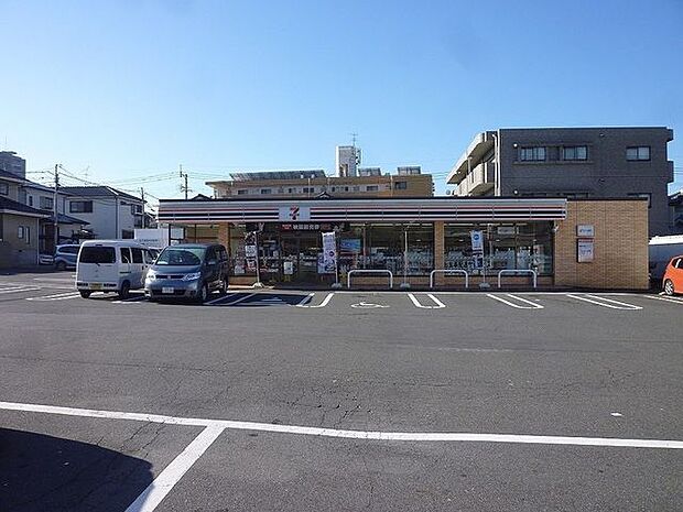 セブンイレブン紫原7丁目店【セブンイレブン紫原7丁目店】鹿児島市紫原7丁目にあるコンビニです。サービス・設備　ATM、マルチコピー機、お会計セルフレジ、セブンミール、たばこ、お酒、揚げ物惣 500m