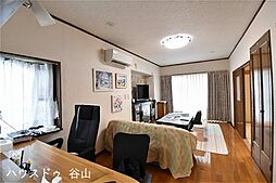 向陽1丁目　中古戸建 4LDKのリビング/ダイニング