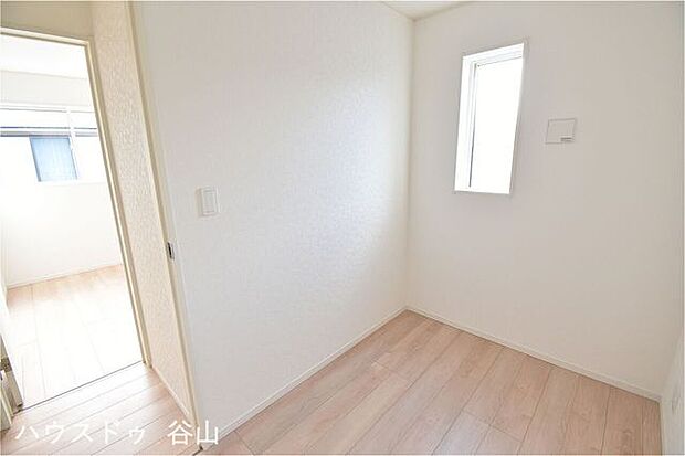 秘密基地のようなテレワークルーム。多目的にご活用いただけます