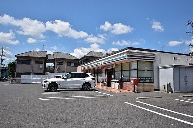 セブンイレブン桜ヶ丘南店【セブンイレブン桜ヶ丘南店】鹿児島市桜ヶ丘6丁目にあるコンビニです。設備・サービス ATM、マルチコピー機、お会計セルフレジ、セブンミール、たばこ、お酒など 280m
