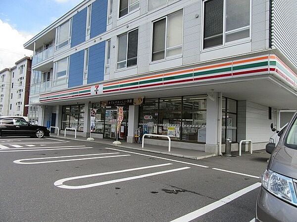 セブンイレブン紫原3丁目店【セブンイレブン紫原3丁目店】鹿児島市紫原3丁目にあるコンビニです。 1140m