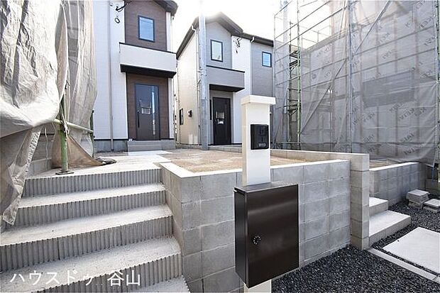 上品な雰囲気のエントランス