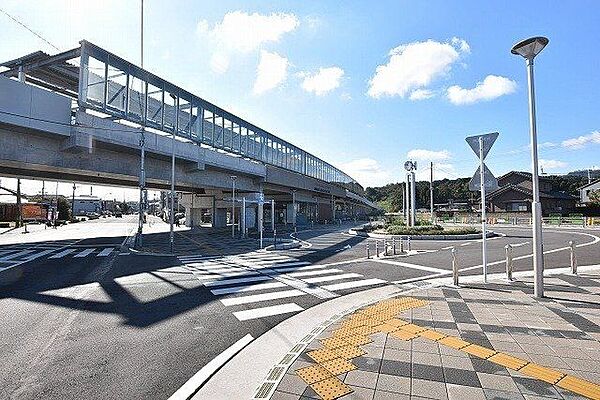 JR慈眼寺駅慈眼寺町にあるJR九州指宿枕崎線の高架駅で一日の平均乗車人数は約1500人 800m
