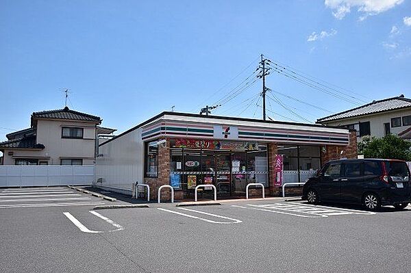 セブンイレブン桜ヶ丘6丁目店【セブンイレブン桜ヶ丘6丁目店】鹿児島市桜ヶ丘6丁目にあるコンビニです。設備・サービス　ATM、マルチコピー機、お会計セルフレジ、店舗留置サービスなど 400m