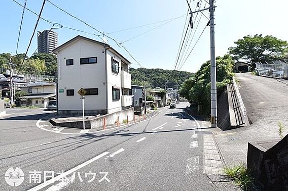 前面道路含む現...