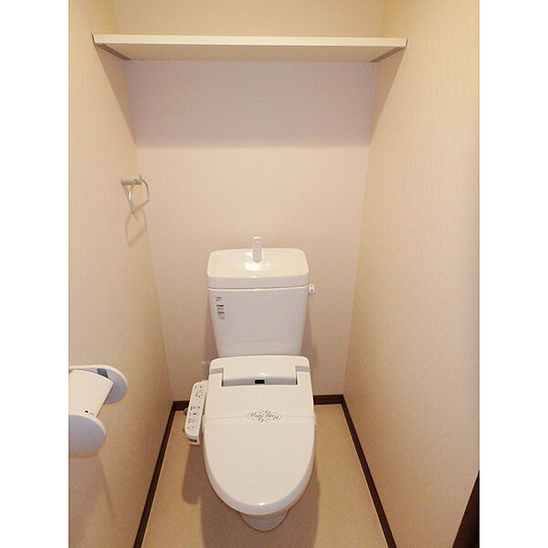 画像7:トイレも気になるポイント（同棟別室施工例）