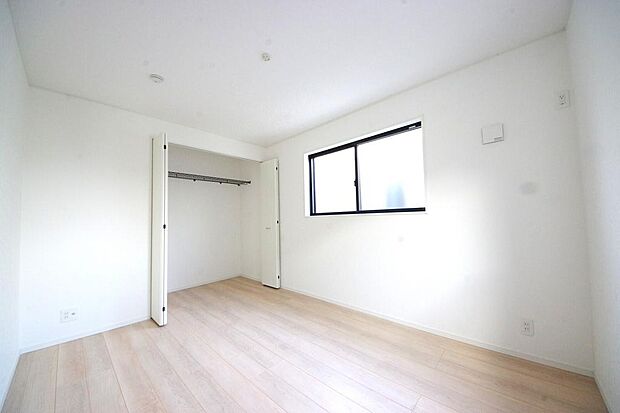 プライベートスペースである居室はより安らげ、ご満足いただける空間となります。