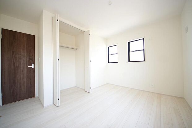 プライベートスペースである居室はより安らげ、ご満足いただける空間となります。