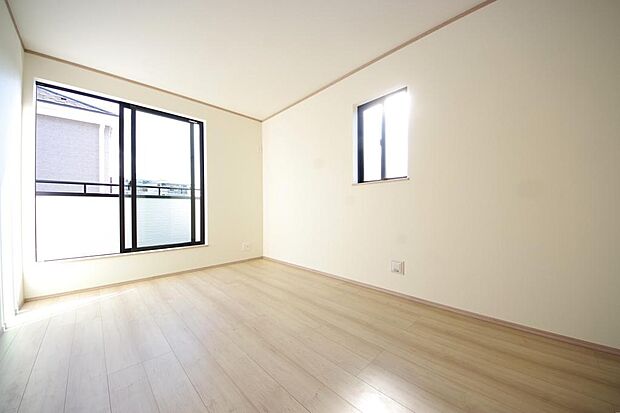 プライベートスペースである居室はより安らげ、ご満足いただける空間となります。