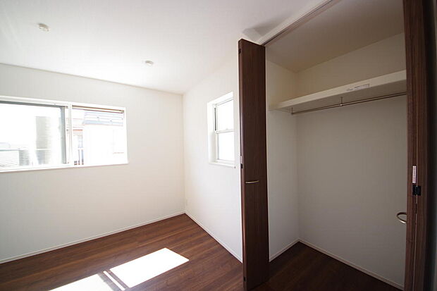 プライベートスペースである居室はより安らげ、ご満足いただける空間となります。