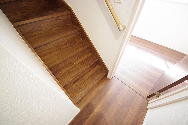 家族を心地よく迎えたり、お客様を心からお迎えしたり、おもてなしの心をもって迎え入れます。