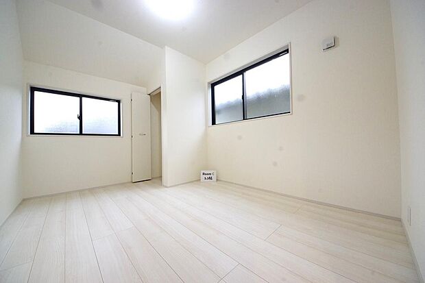 プライベートスペースである居室はより安らげ、ご満足いただける空間となります。