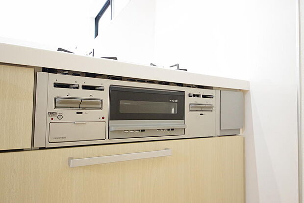 小さなお子様がいたずら出来ないようにロックがかかるようになっています。これなら奥様も安心です