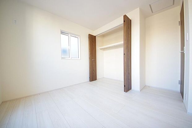 プライベートスペースである居室はより安らげ、ご満足いただける空間となります。