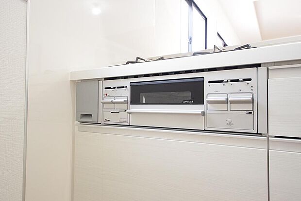 小さなお子様がいたずら出来ないようにロックがかかるようになっています。これなら奥様も安心です