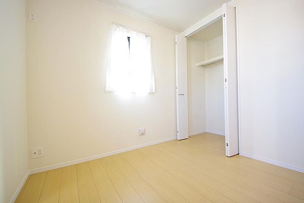 プライベートスペースである居室はより安らげ、ご満足いただける空間となります。