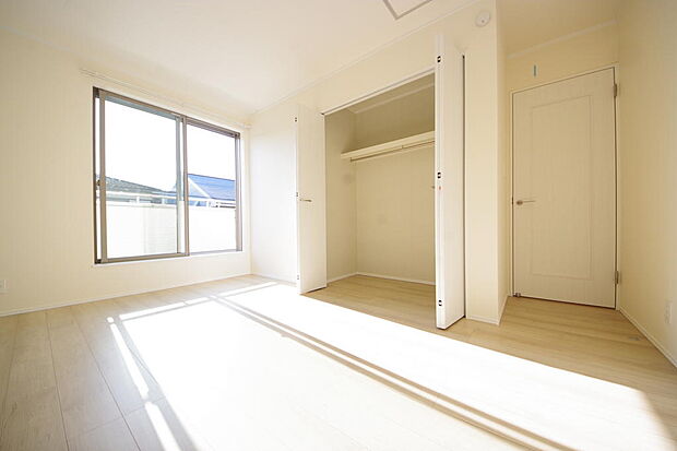 プライベートスペースである居室はより安らげ、ご満足いただける空間となります。