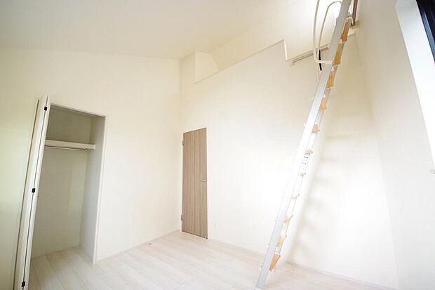 充実の収納でお部屋もすっきりお使いいただけ、心落ち着くプライベートスペースとしてお使いいただけます。