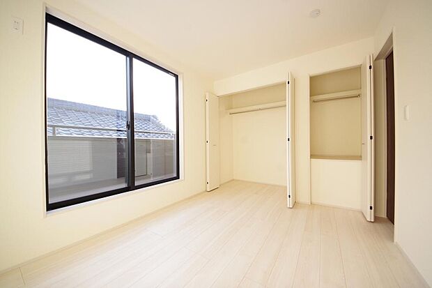 プライベートスペースである居室はより安らげ、ご満足いただける空間となります。