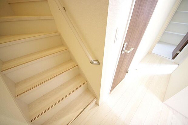 家族を心地よく迎えたり、お客様を心からお迎えしたり、おもてなしの心をもって迎え入れます。