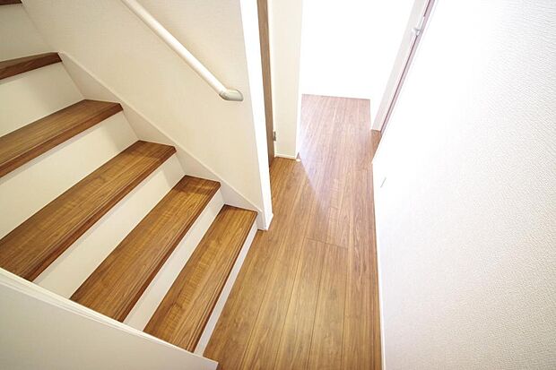 家族を心地よく迎えたり、お客様を心からお迎えしたり、おもてなしの心をもって迎え入れます。