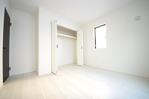 充実の収納でお部屋もすっきりお使いいただけ、心落ち着くプライベートスペースとしてお使いいただけます。