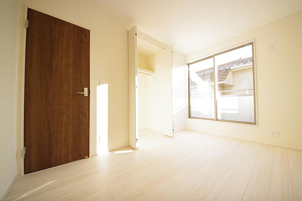 プライベートスペースである居室はより安らげ、ご満足いただける空間となります。