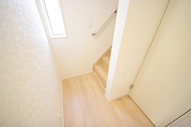 家族を心地よく迎えたり、お客様を心からお迎えしたり、おもてなしの心をもって迎え入れます。