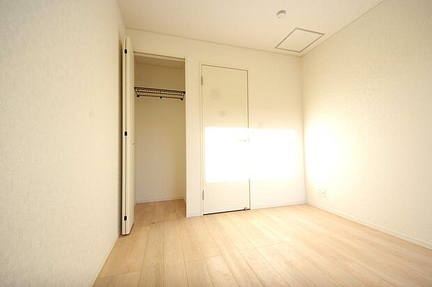 プライベートスペースである居室はより安らげ、ご満足いただける空間となります。