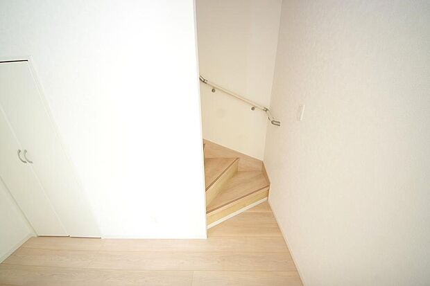 家族を心地よく迎えたり、お客様を心からお迎えしたり、おもてなしの心をもって迎え入れます。