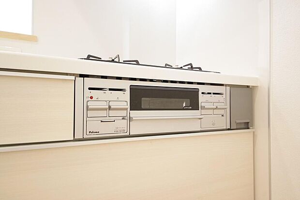 小さなお子様がいたずら出来ないようにロックがかかるようになっています。これなら奥様も安心です。