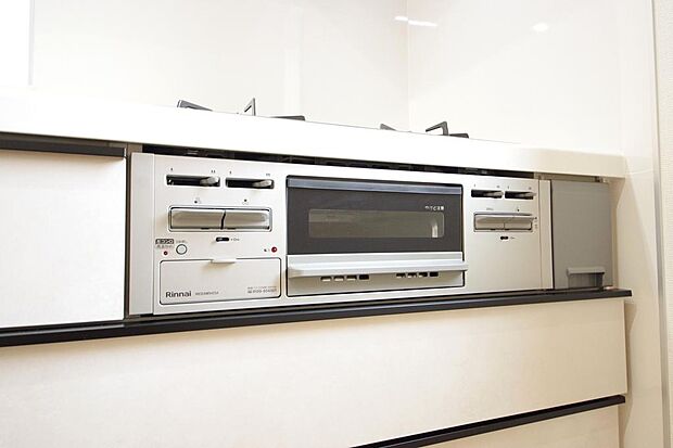 小さなお子様がいたずら出来ないようにロックがかかるようになっています。これなら奥様も安心です。