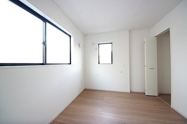 プライベートスペースである居室はより安らげ、ご満足いただける空間となります。