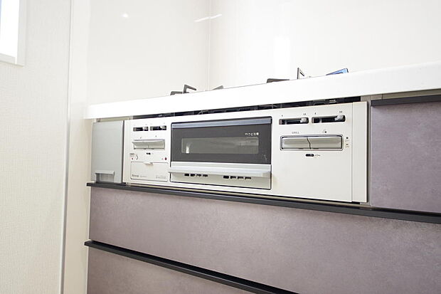 小さなお子様がいたずら出来ないようにロックがかかるようになっています。これなら奥様も安心です。