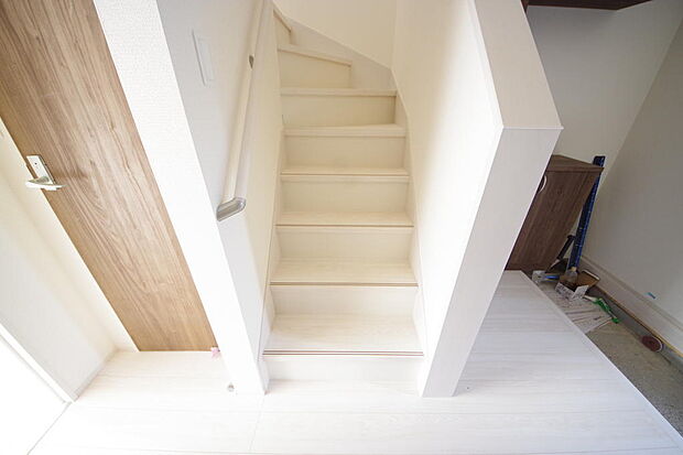 家族を心地よく迎えたり、お客様を心からお迎えしたり、おもてなしの心をもって迎え入れます。