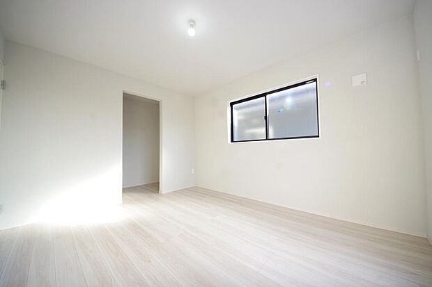 プライベートスペースである居室はより安らげ、ご満足いただける空間となります。