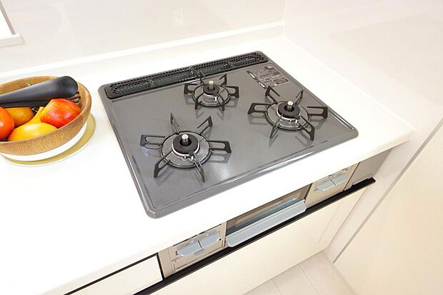 ガスコンロにはSiセンサーが組み込まれています。長時間の使用の際にセンサーが自動でストップします。