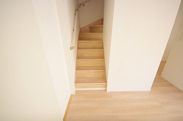 家族を心地よく迎えたり、お客様を心からお迎えしたり、おもてなしの心をもって迎え入れます。