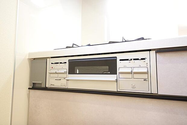 小さなお子様がいたずら出来ないようにロックがかかるようになっています。これなら奥様も安心です。