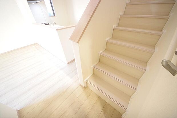 家族を心地よく迎えたり、お客様を心からお迎えしたり、おもてなしの心をもって迎え入れます。