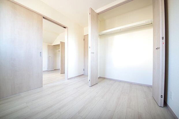 充実の収納でお部屋もすっきりお使いいただけ、心落ち着くプライベートスペースとしてお使いいただけます。